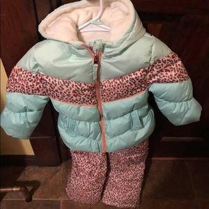 Girls snow suit. Blue, pink, leopard. 2T